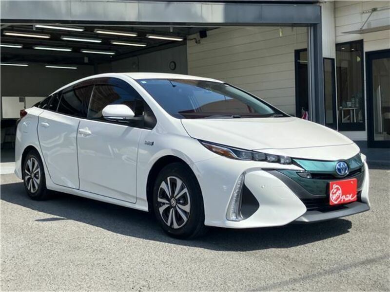 PRIUS PHV