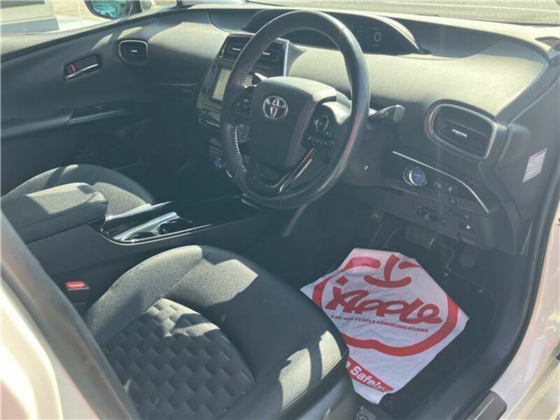 PRIUS PHV