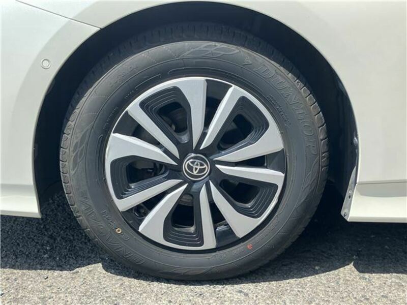 PRIUS PHV