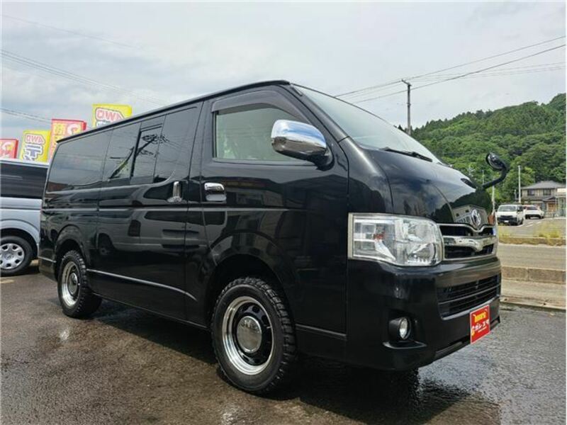 HIACE VAN