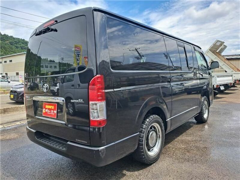HIACE VAN