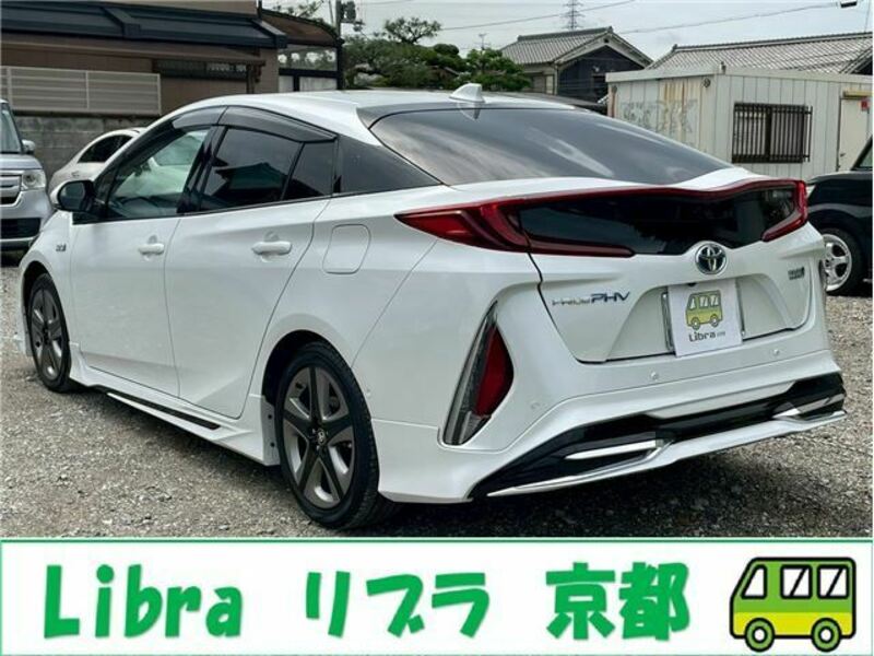 PRIUS PHV