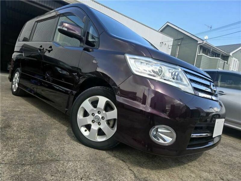 NISSAN SERENA