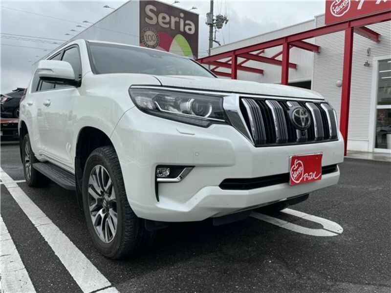 TOYOTA LAND CRUISER PRADO