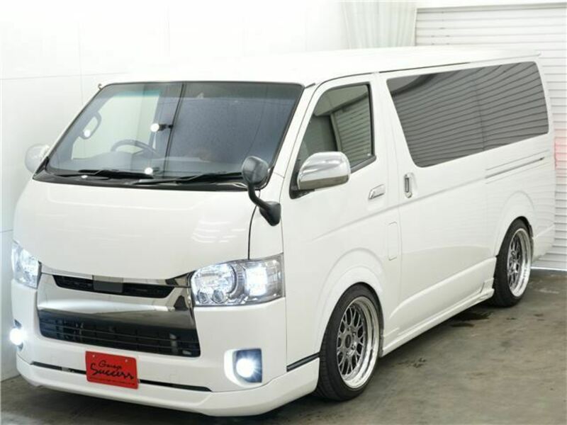 HIACE VAN