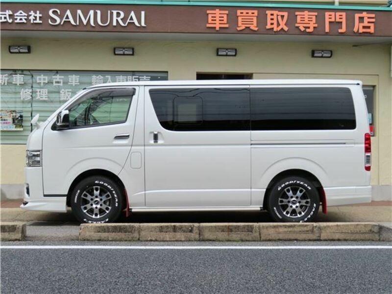 HIACE VAN
