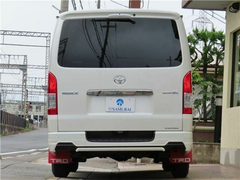 HIACE VAN