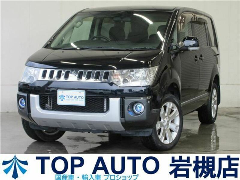 MITSUBISHI DELICA D5