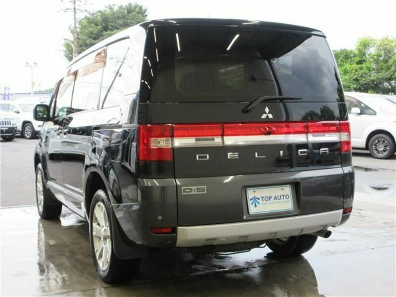 DELICA D5