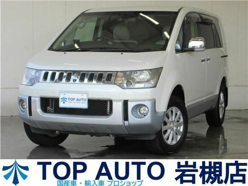 MITSUBISHI DELICA D5