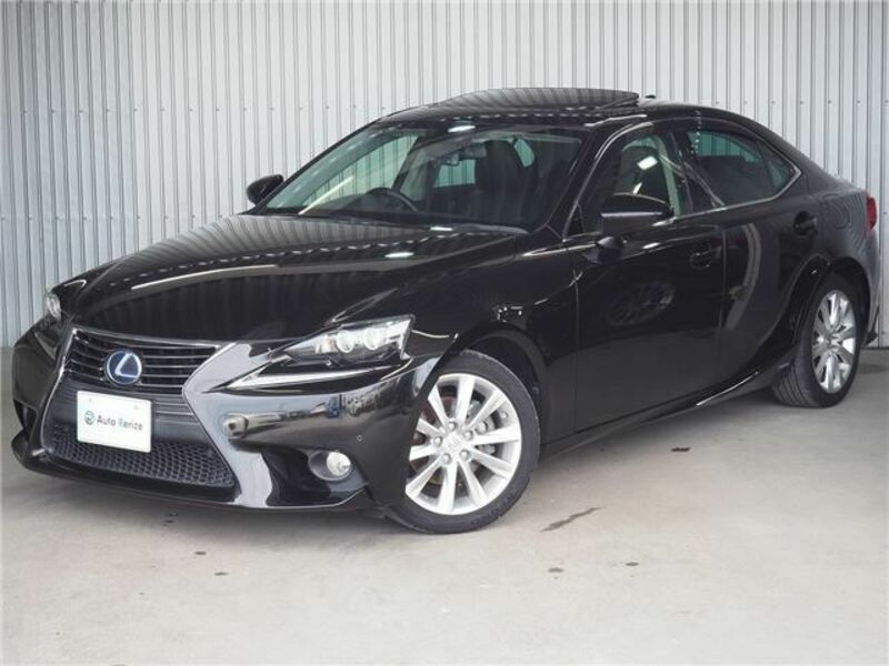 LEXUS IS