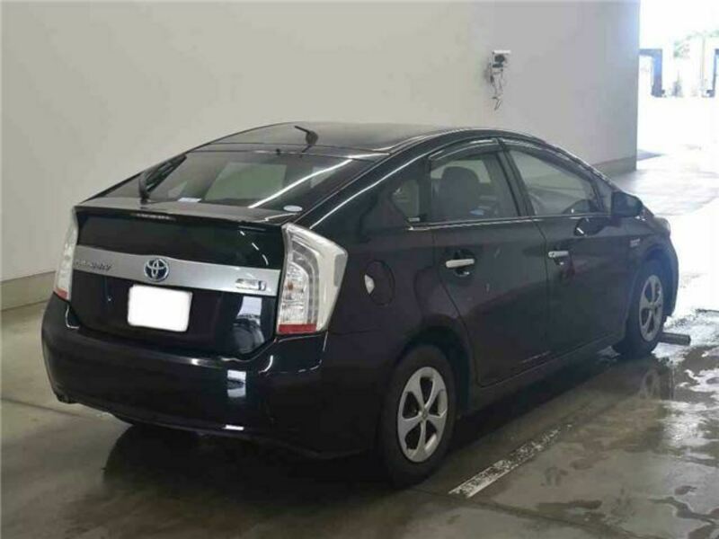 PRIUS PHV