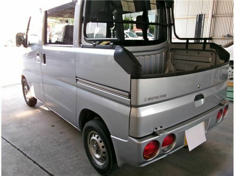 MINICAB VAN