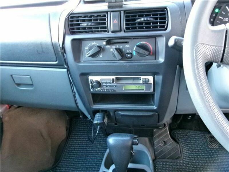 MINICAB VAN