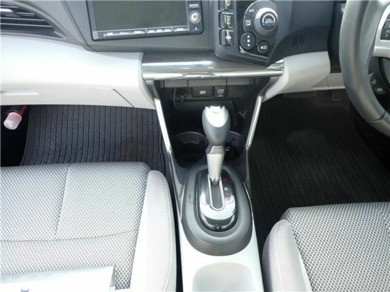 CR-Z