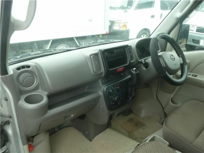 CLIPPER VAN