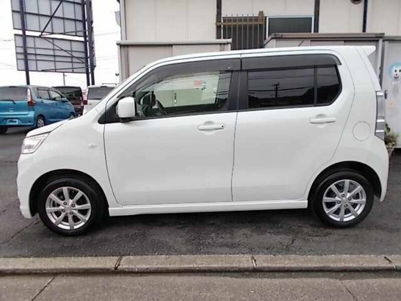 WAGON R