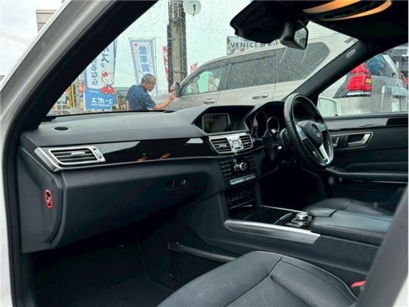 E-CLASS