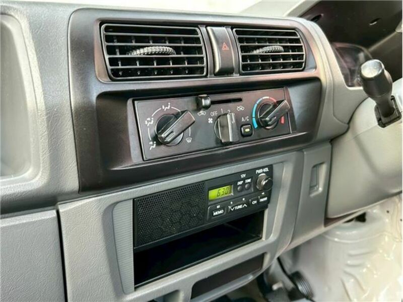 CLIPPER TRUCK