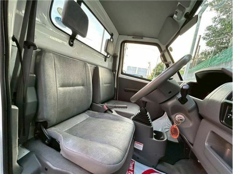 CLIPPER TRUCK