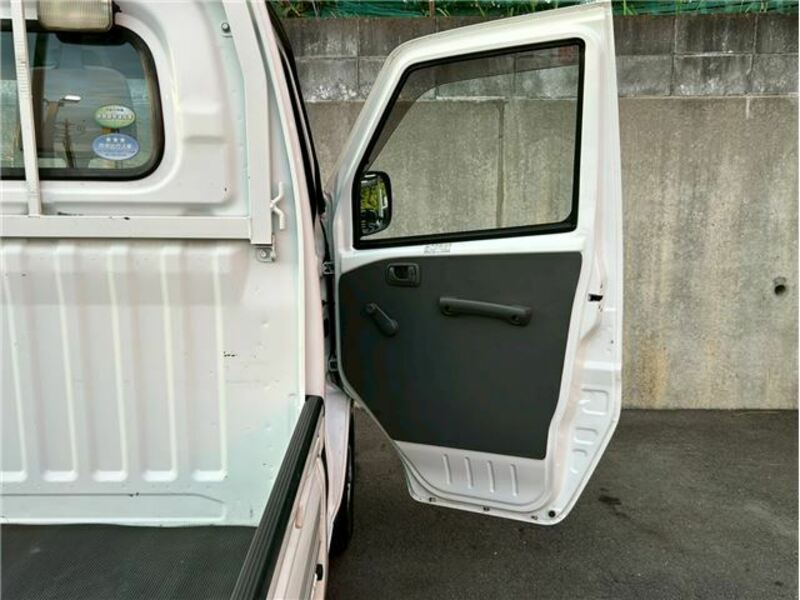 CLIPPER TRUCK