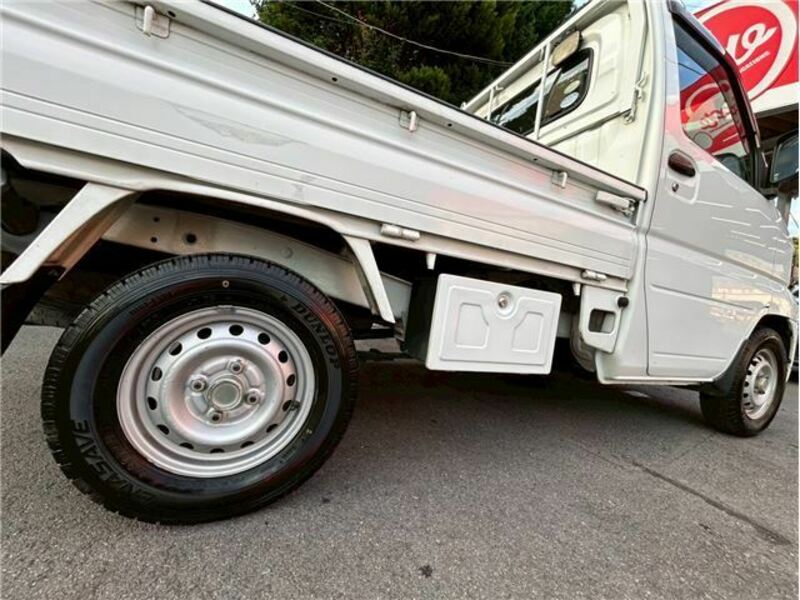 CLIPPER TRUCK