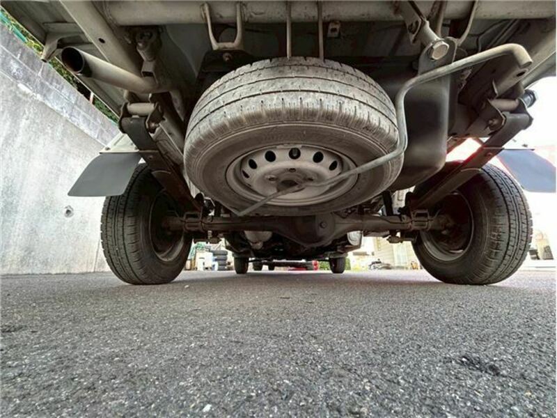 CLIPPER TRUCK