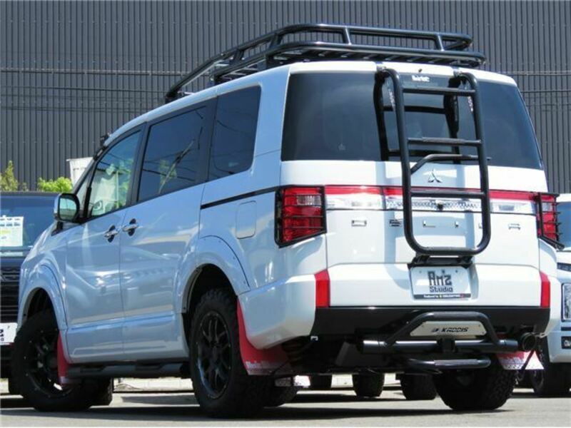 DELICA D5