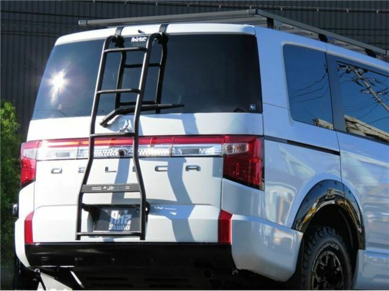 DELICA D5