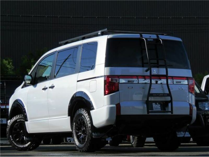 DELICA D5