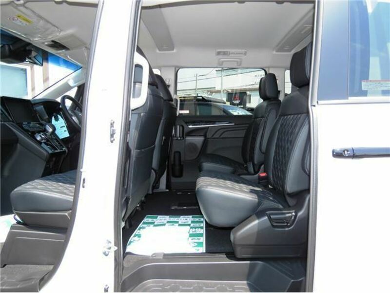 DELICA D5