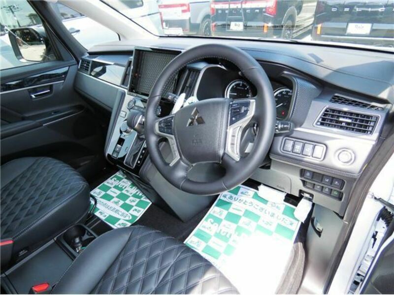 DELICA D5