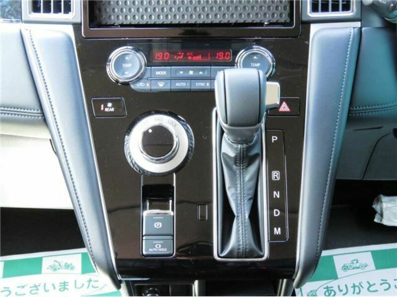 DELICA D5