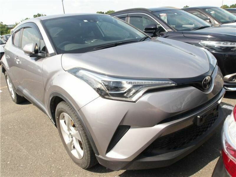 TOYOTA C-HR