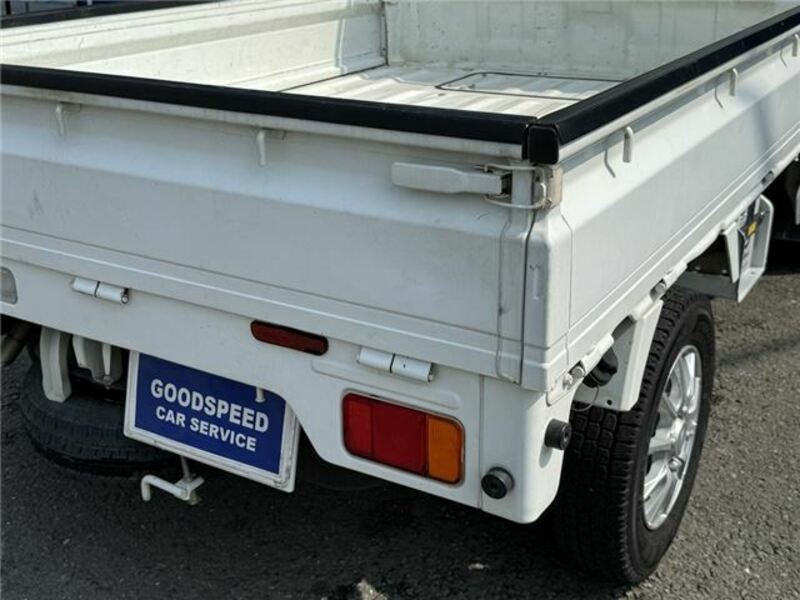 MINICAB TRUCK