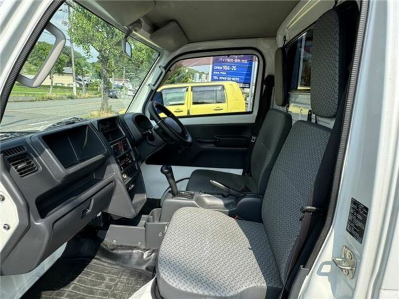 MINICAB TRUCK