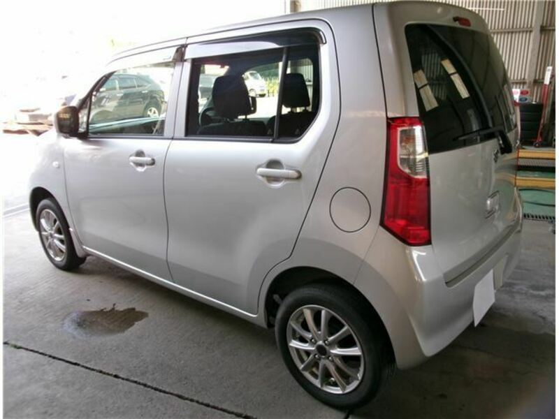 WAGON R