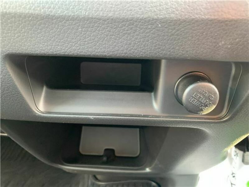 CARAVAN VAN