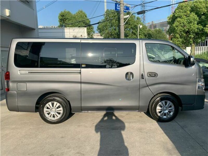 CARAVAN VAN