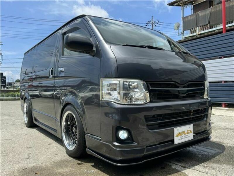 HIACE VAN