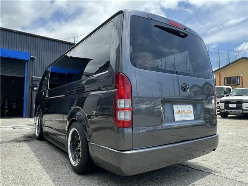 HIACE VAN