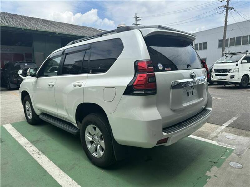 LAND CRUISER PRADO