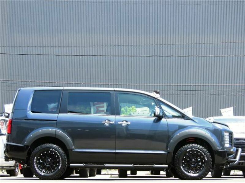 DELICA D5