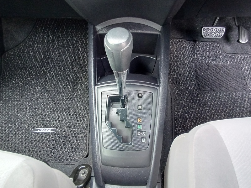 COROLLA AXIO