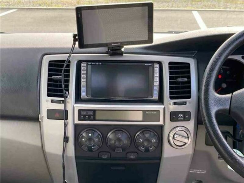 HILUX SURF