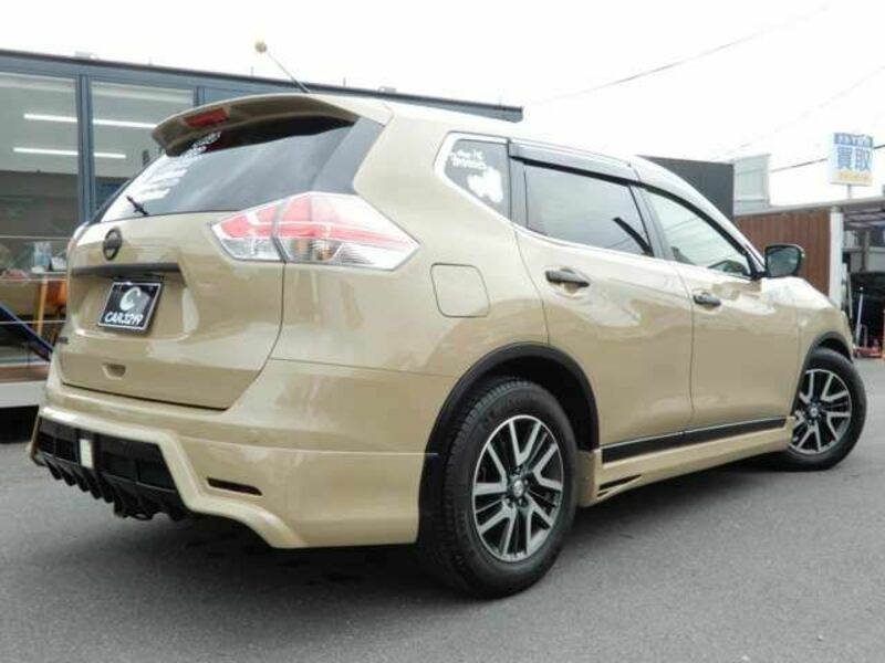 X-TRAIL