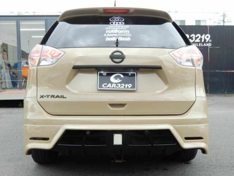 X-TRAIL