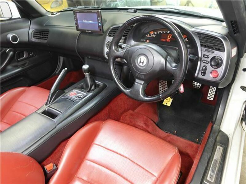S2000
