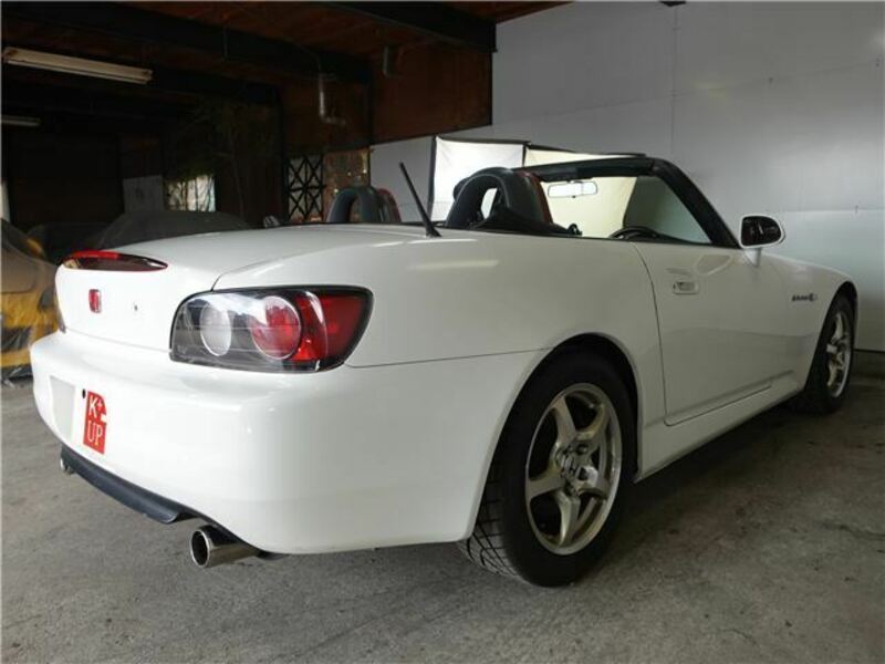S2000