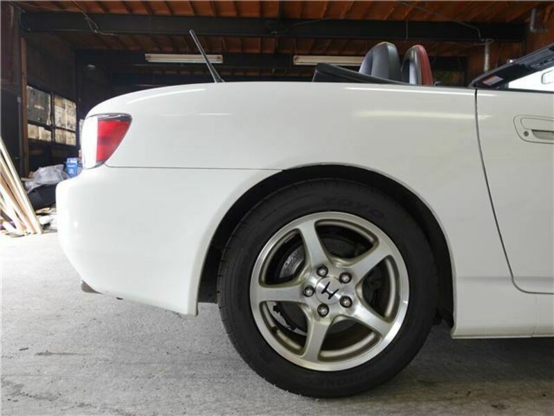 S2000